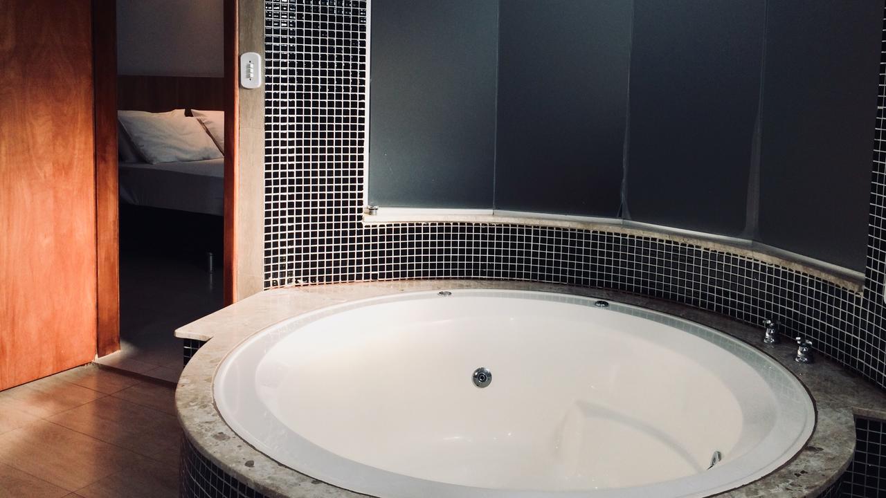 Cast Comfort Hotel Paranaíba 外观 照片