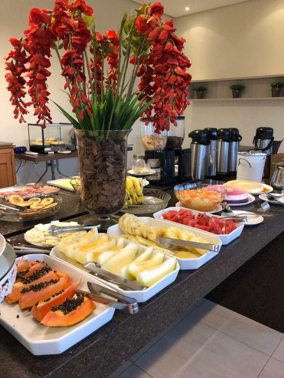 Cast Comfort Hotel Paranaíba 外观 照片