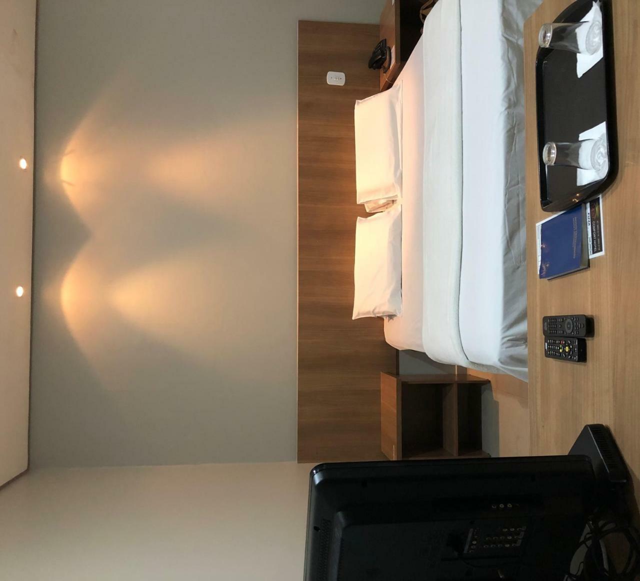 Cast Comfort Hotel Paranaíba 外观 照片
